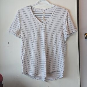 Lululemon Love Tee size 4
